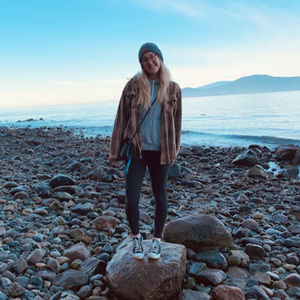 Meet your Posher, Eva